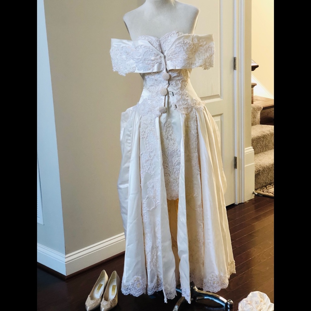 STUNNING EMBELLISHED CUSTOM VINTAGE WEDDING DRESS SET/POUCH/SIZE XS - Picture 6 of 16